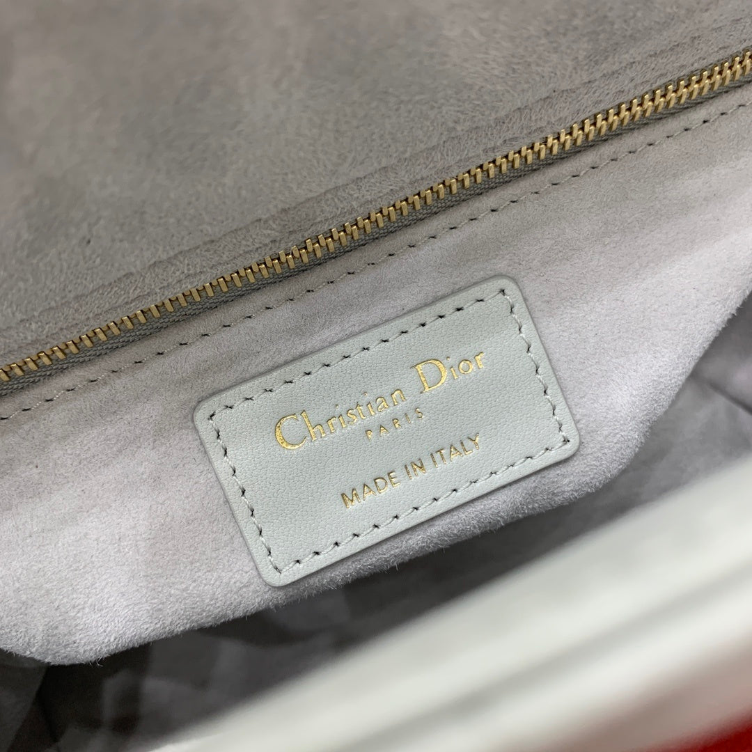 CHRISTIAN DIOR Lady Dior Medium Bag