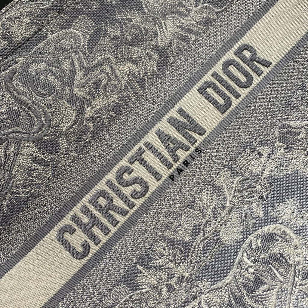 CHRISTIAN DIOR Book Tote Large
