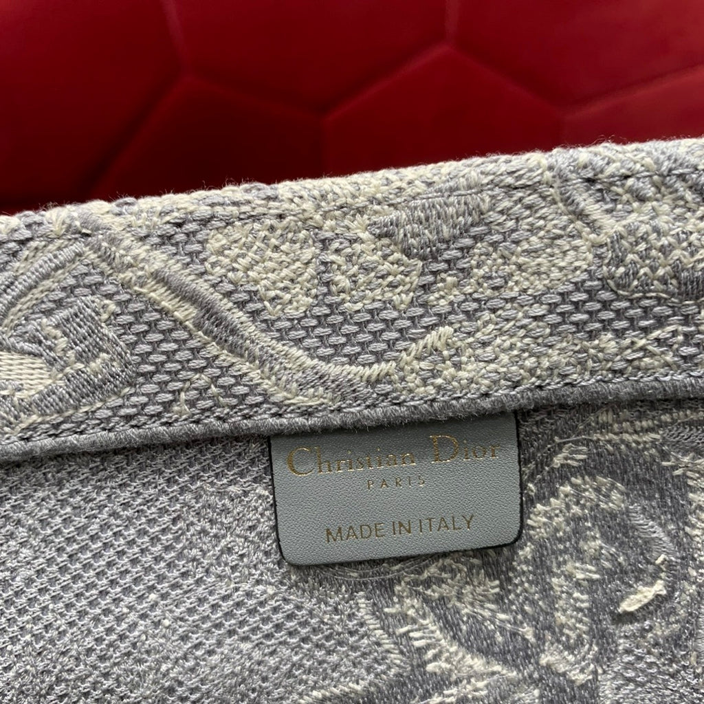 CHRISTIAN DIOR Book Tote Large