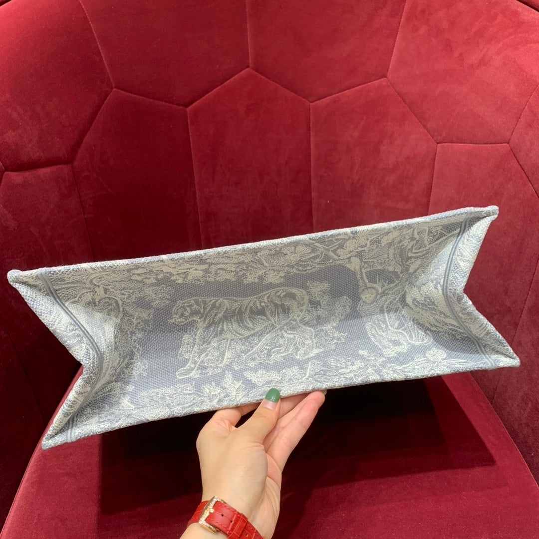 CHRISTIAN DIOR Book Tote Large