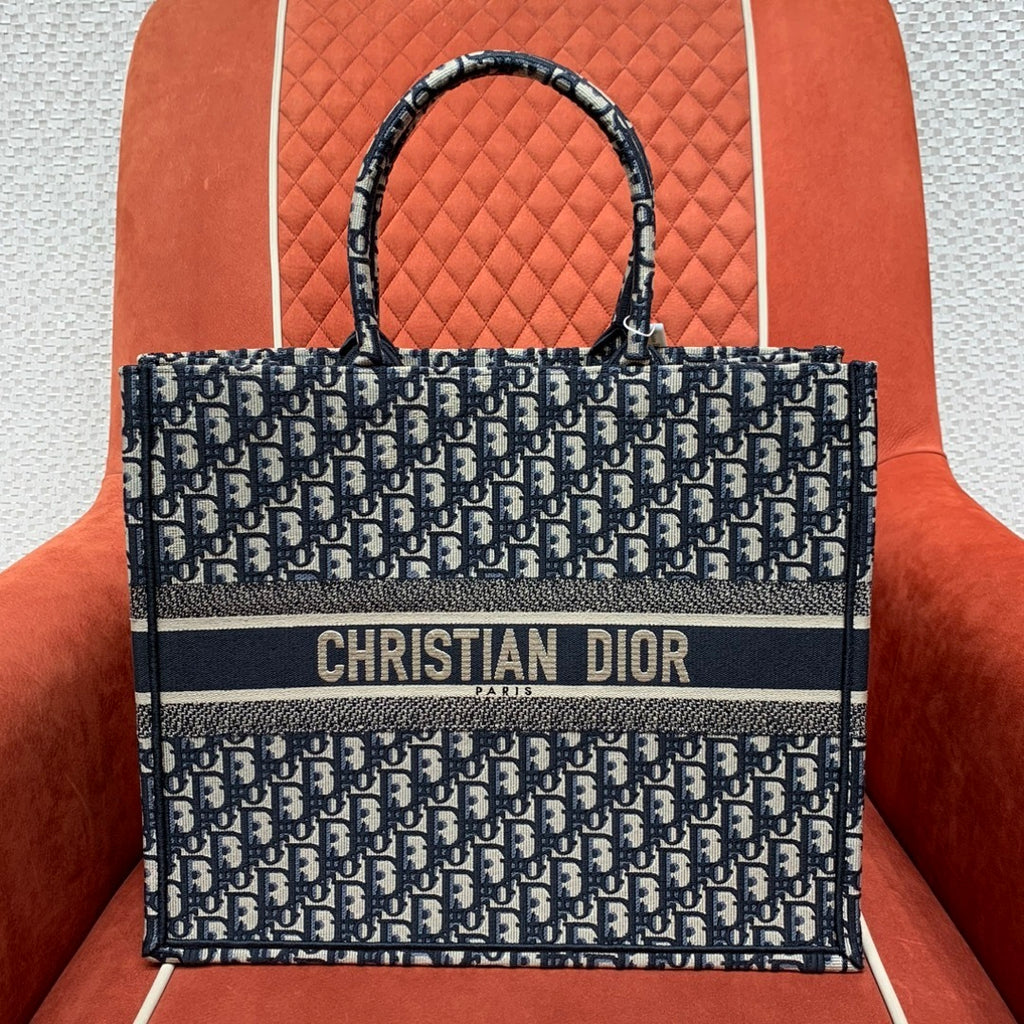 CHRISTIAN DIOR Book Tote Large