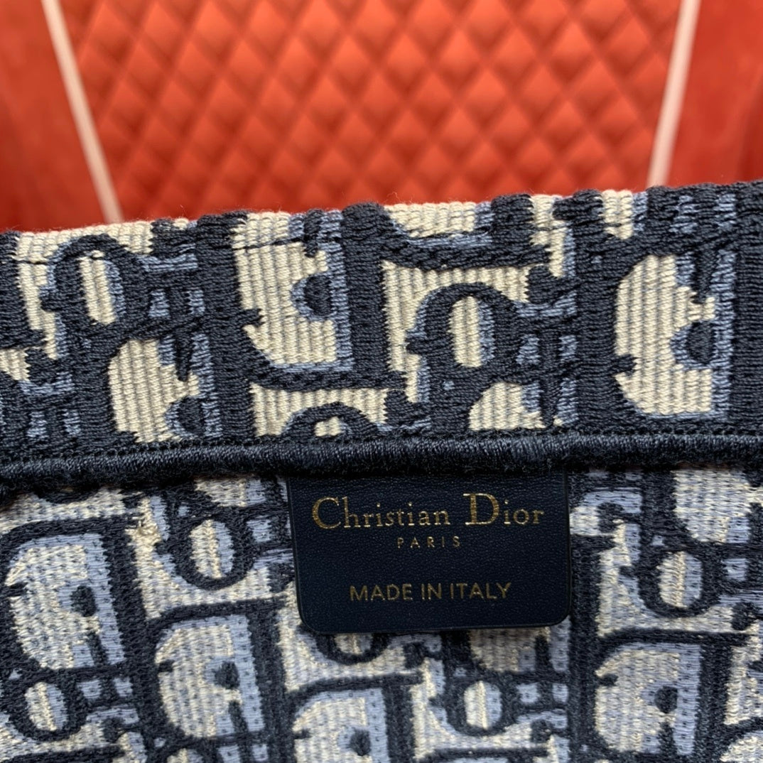 CHRISTIAN DIOR Book Tote Medium