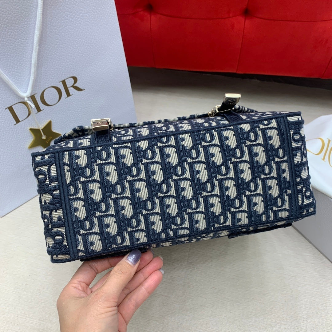 CHRISTIAN DIOR Camp Messenger Bag Large