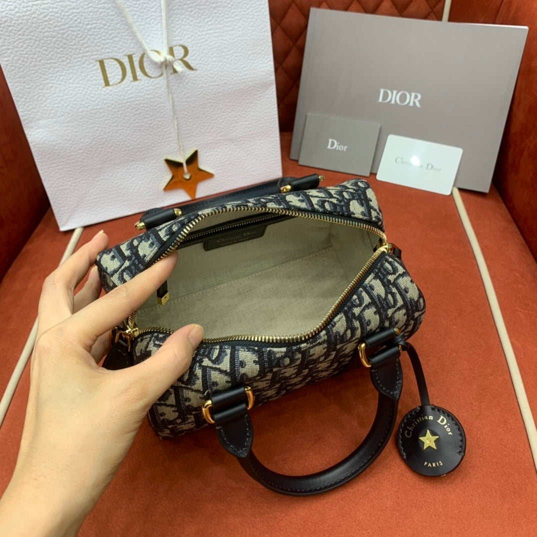 CHRISTIAN DIOR Groove 20 Bag