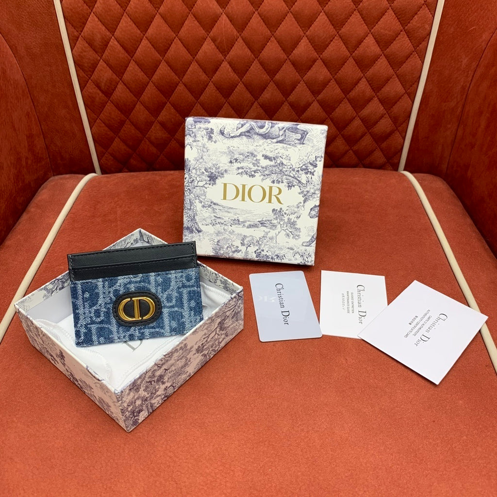 CHRISTIAN DIOR 30 Montaigne Card Holder