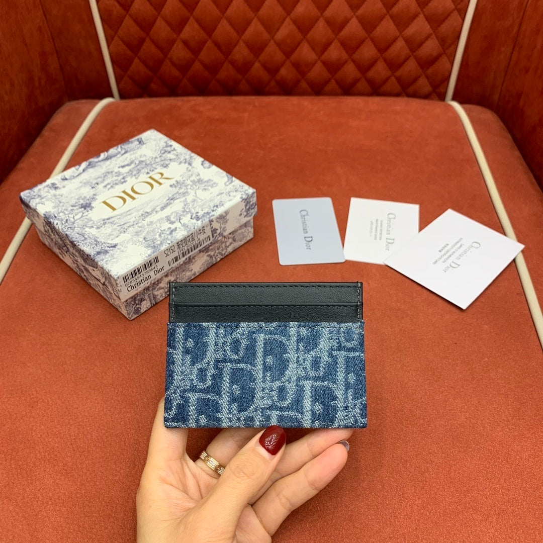 CHRISTIAN DIOR 30 Montaigne Card Holder