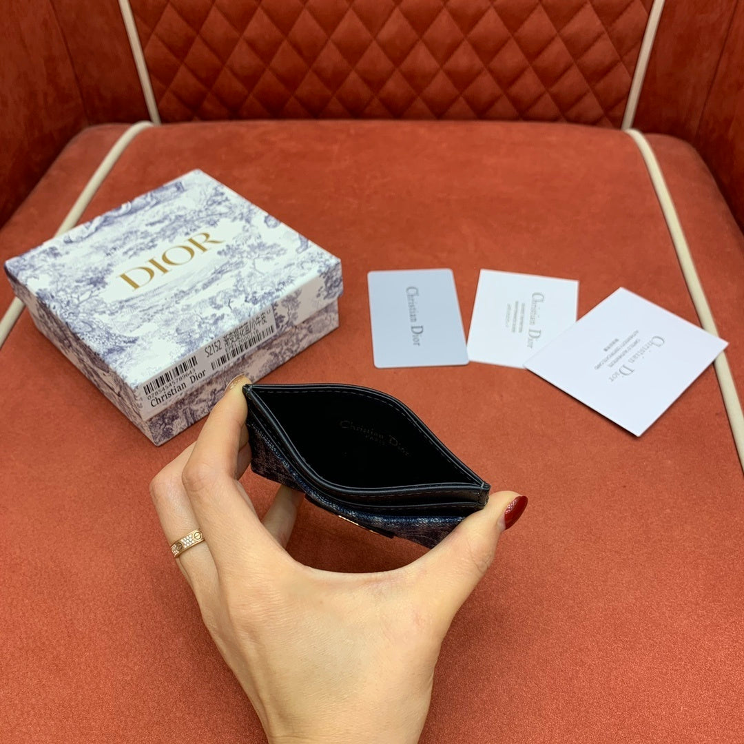 CHRISTIAN DIOR 30 Montaigne Card Holder