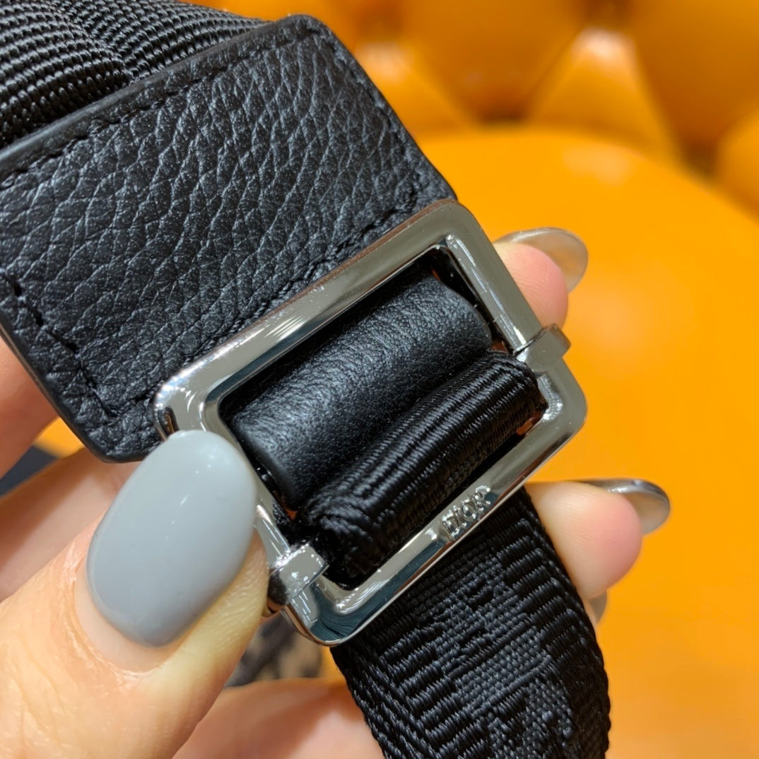 CHRISTIAN DIOR Lady D-Joy Bag Small