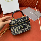 CHRISTIAN DIOR 30 Montaigne Mini Vanity Bag