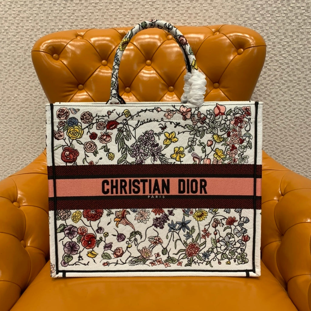 Christian Dior Book Tote New Colorway