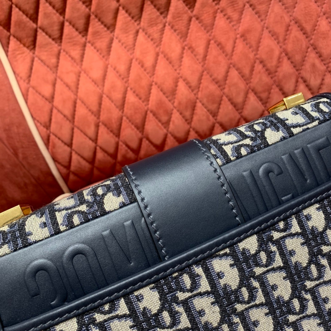Christian Dior 30 Montaigne Handbag (Upgraded Version)