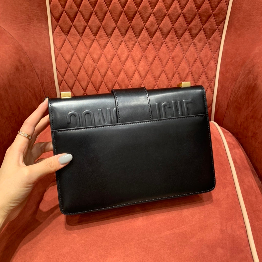 Christian Dior 30 Montaigne Patent Leather Handbag