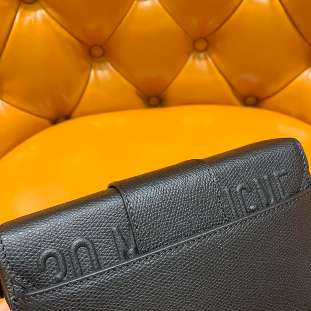 Christian Dior 30 Montaigne Mini Box Handbag