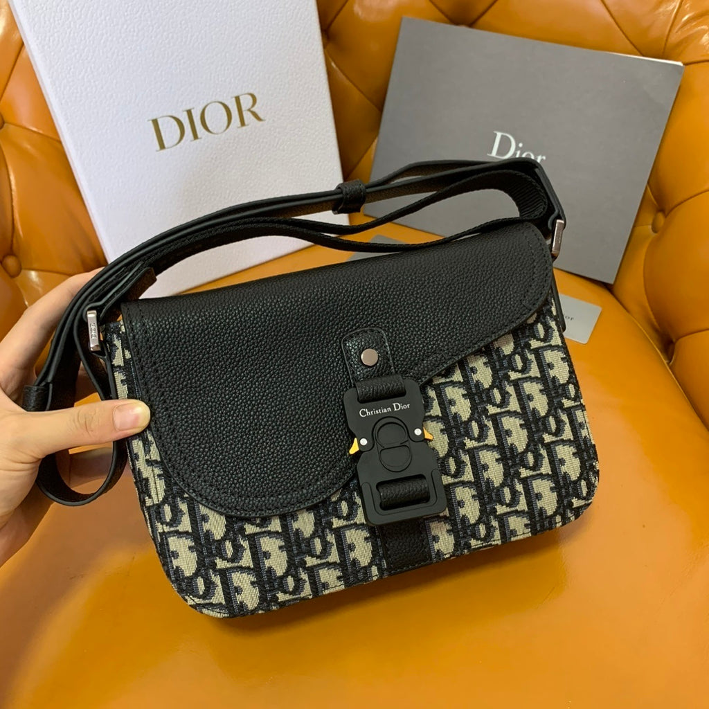 Christian Dior Men’s Saddle Messenger Bag