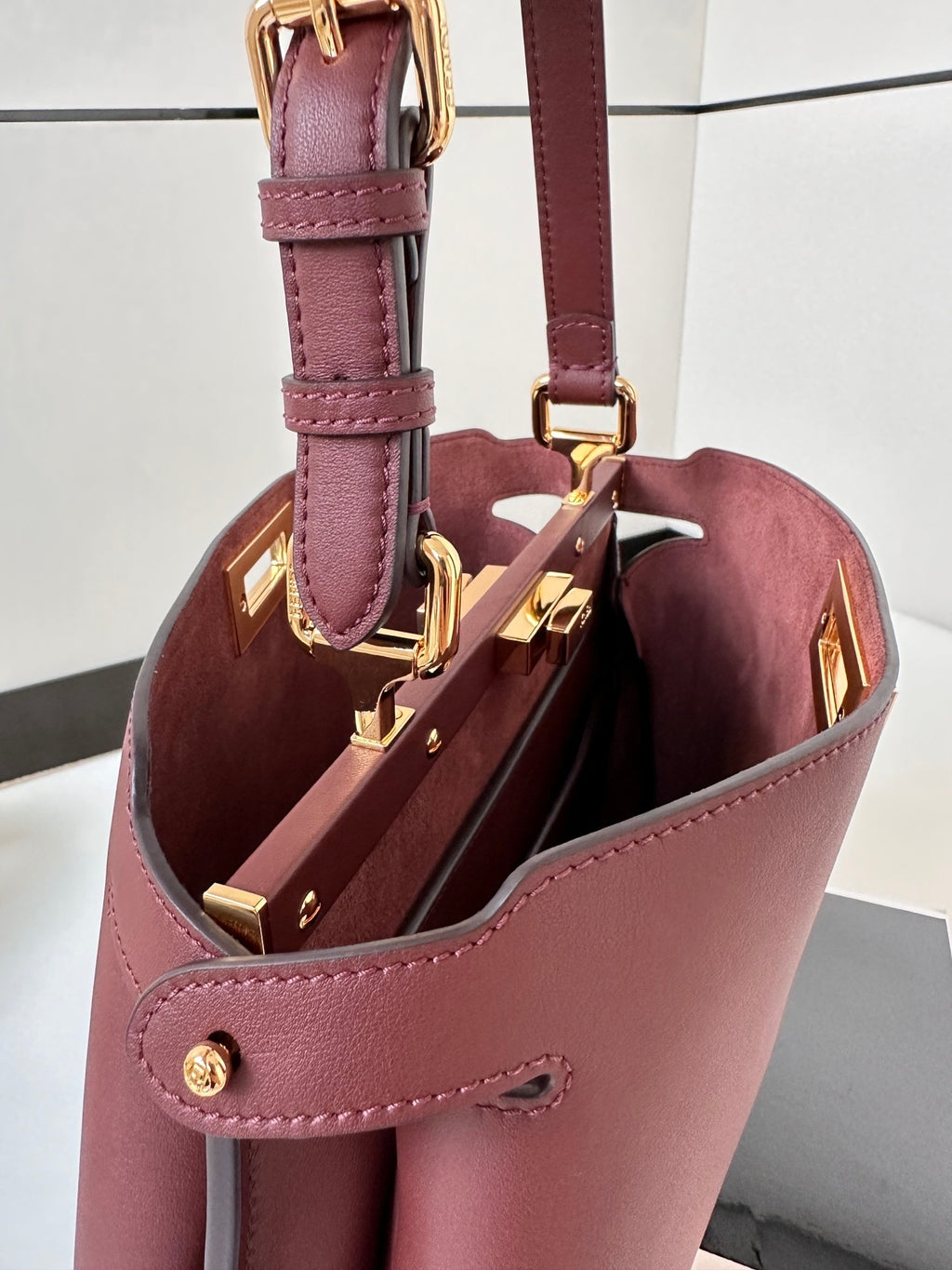 FENDI Peekaboo Medium Handbag