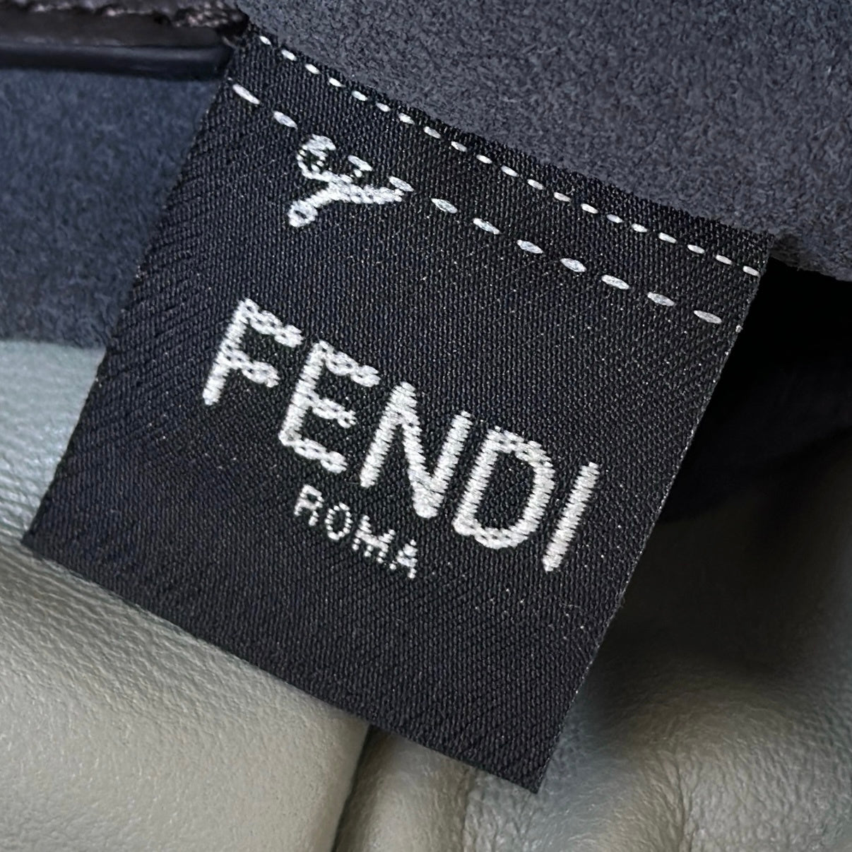 FENDI Mamma Baguette Handbag