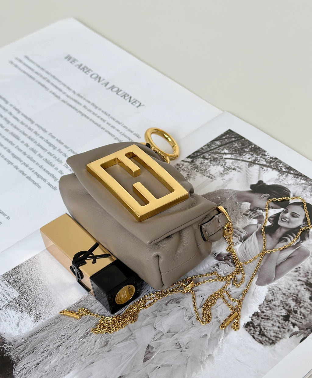 FENDI Nano Mamma Baguette