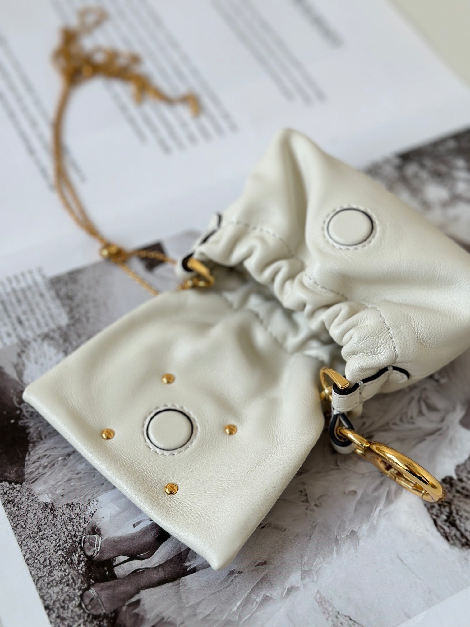 FENDI Nano Mamma Baguette