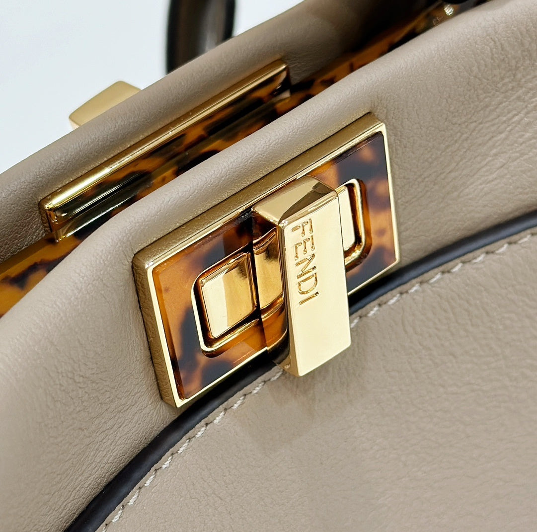 FENDI Peekaboo Classic Handbag