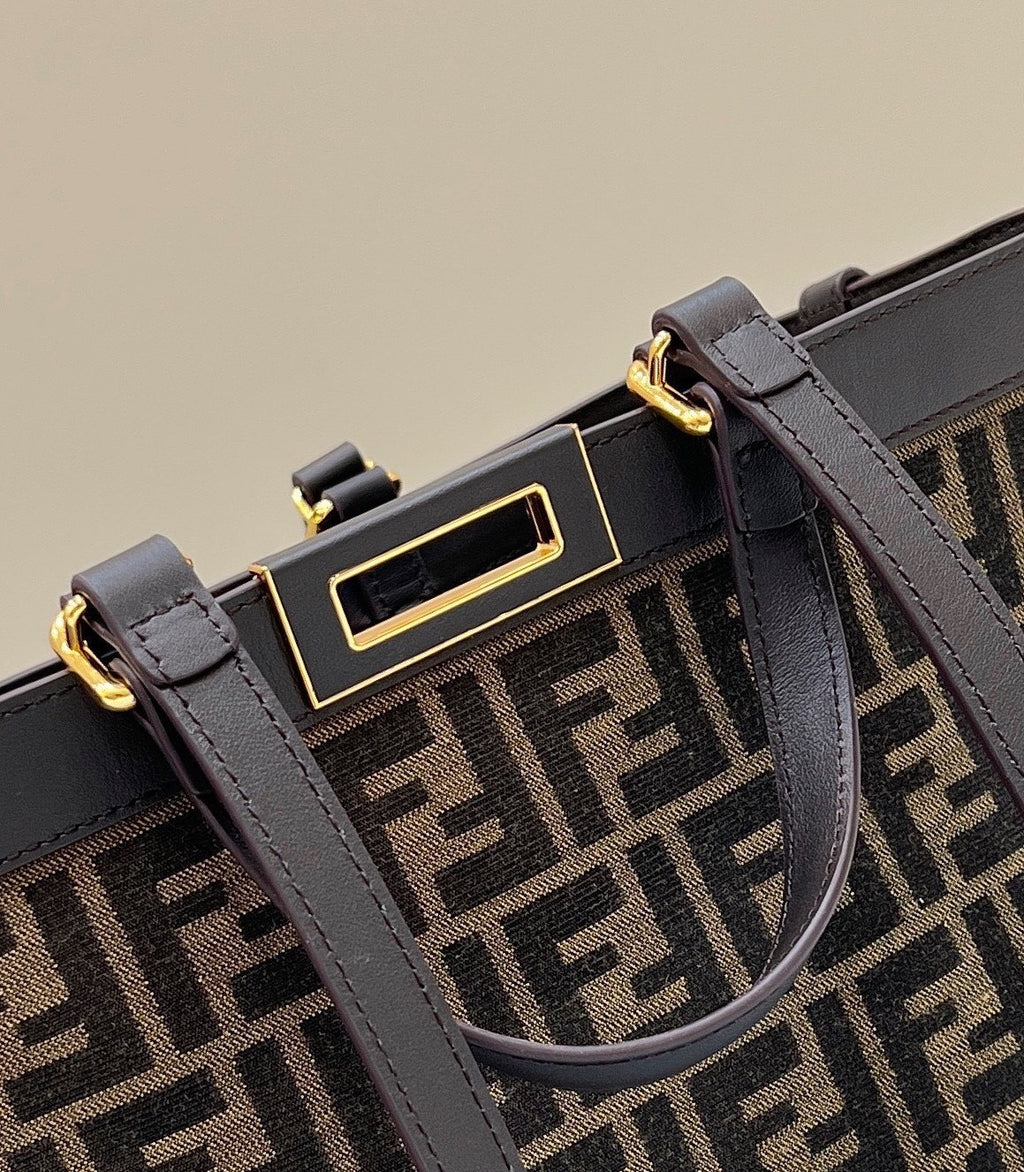 FENDI FF Canvas Tote Bag