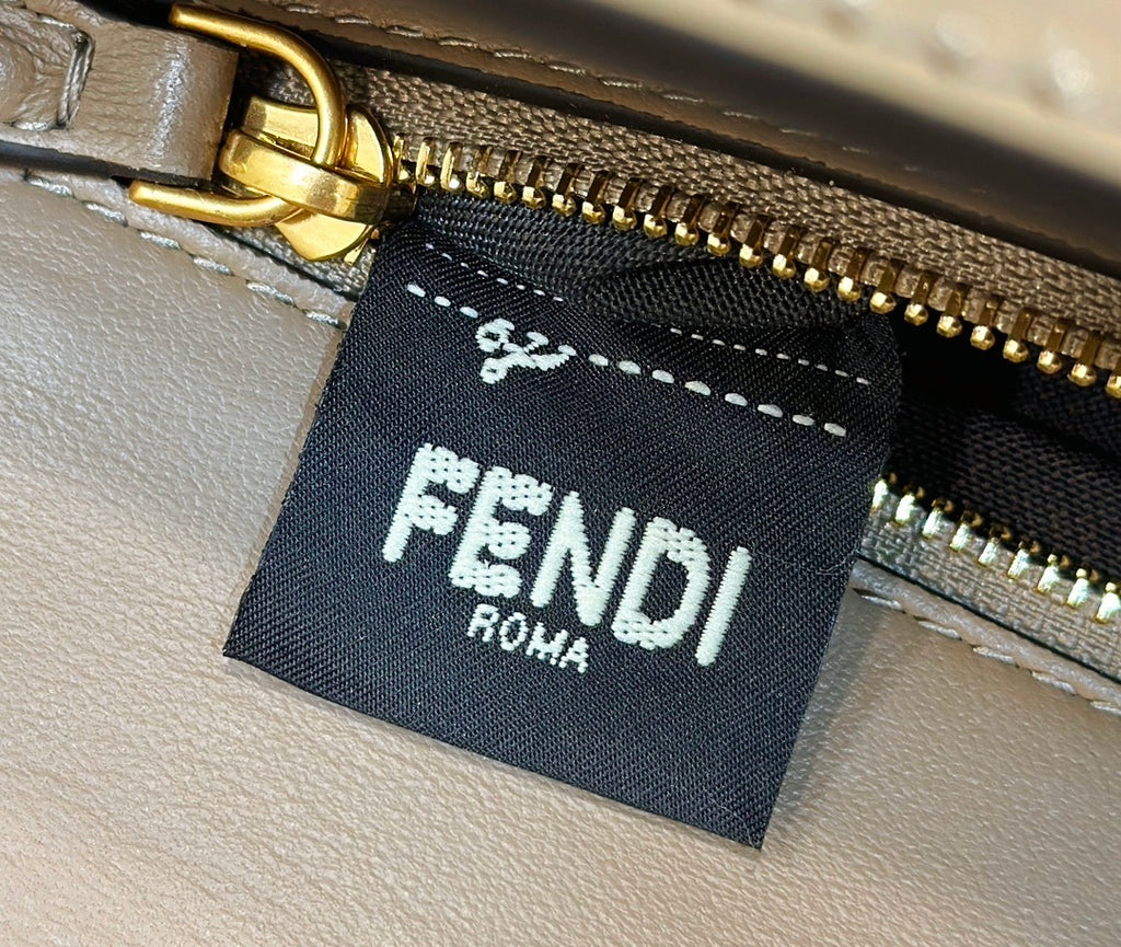 FENDI Baguette Medium Croc-Embossed Handbag