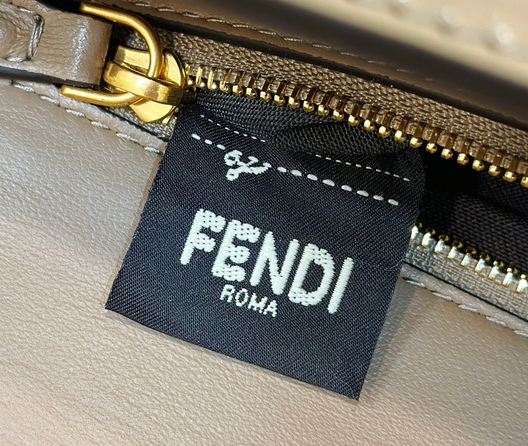 FENDI Baguette Medium Croc-Embossed Handbag