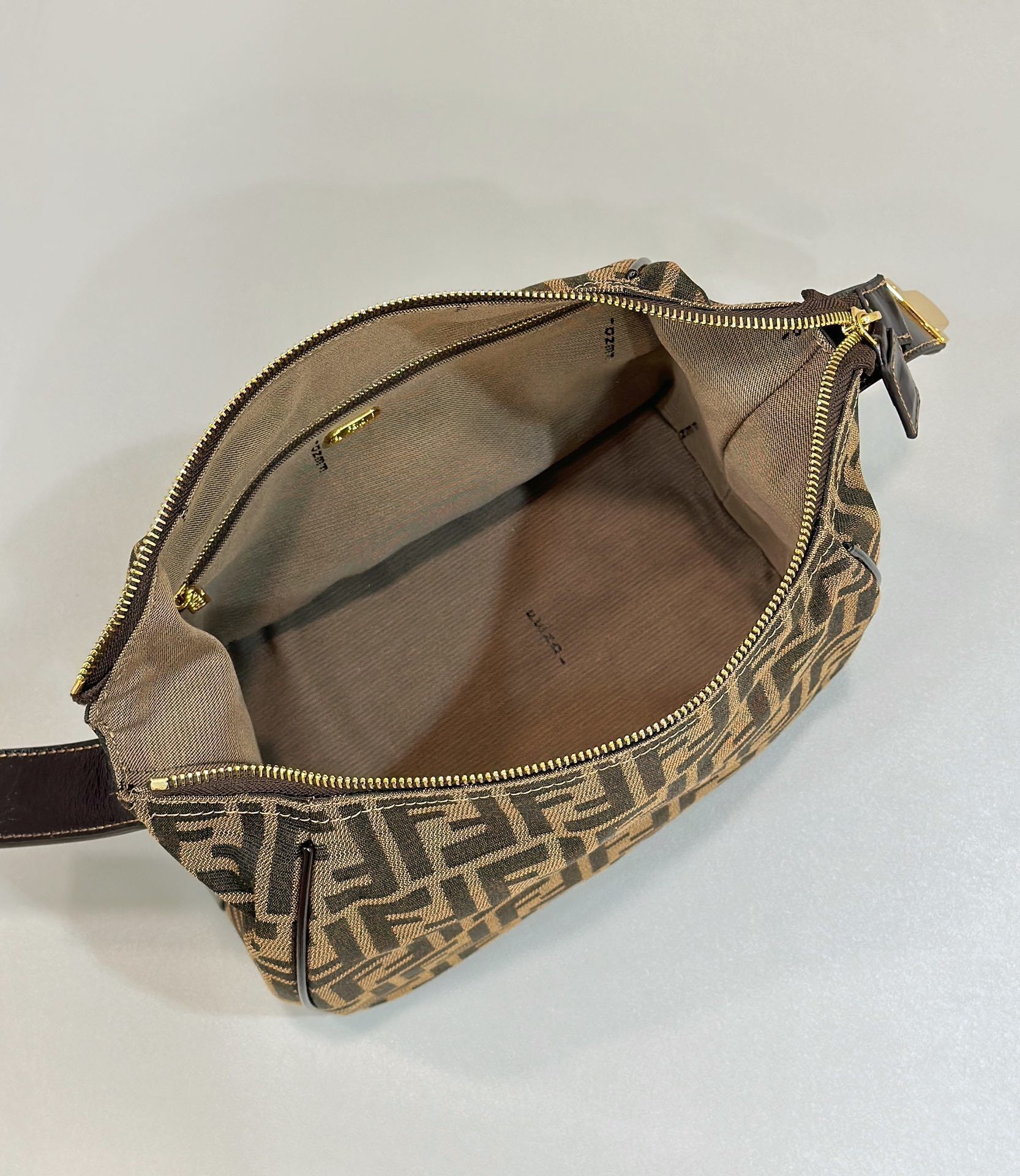FENDI Vintage-Style FF Lunch Box Bag