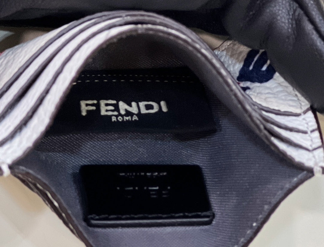 FENDI Grained Leather Logo Card Holder
