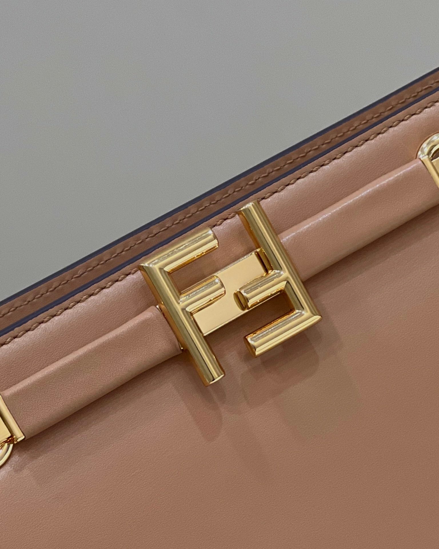 FENDI Touch Accordion Handbag