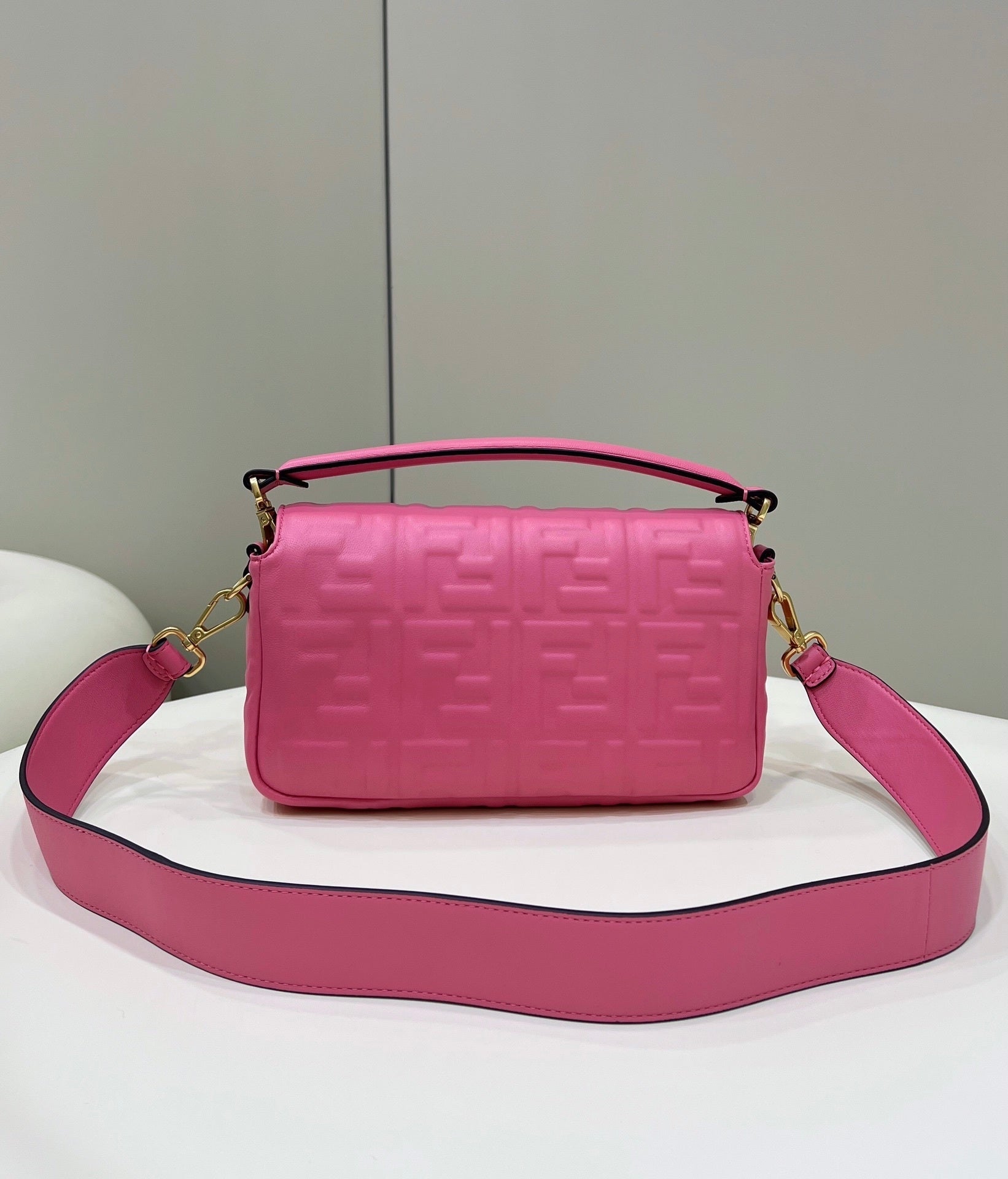 FENDI FF-Embossed Flap Handbag
