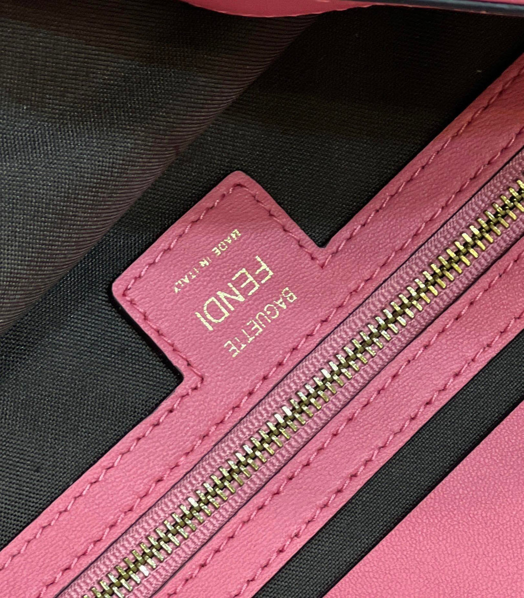 FENDI FF-Embossed Flap Handbag