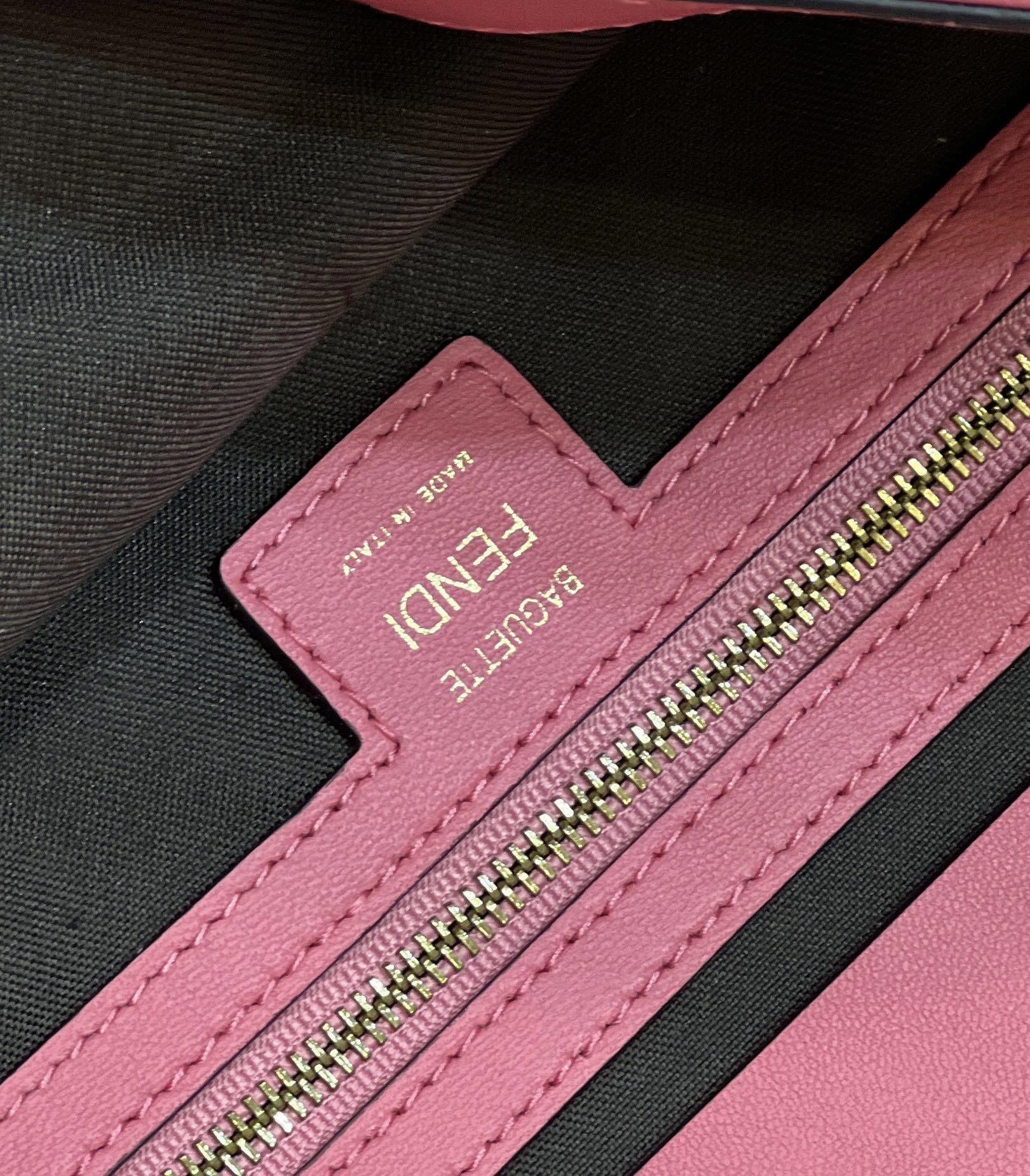 FENDI FF-Embossed Flap Handbag