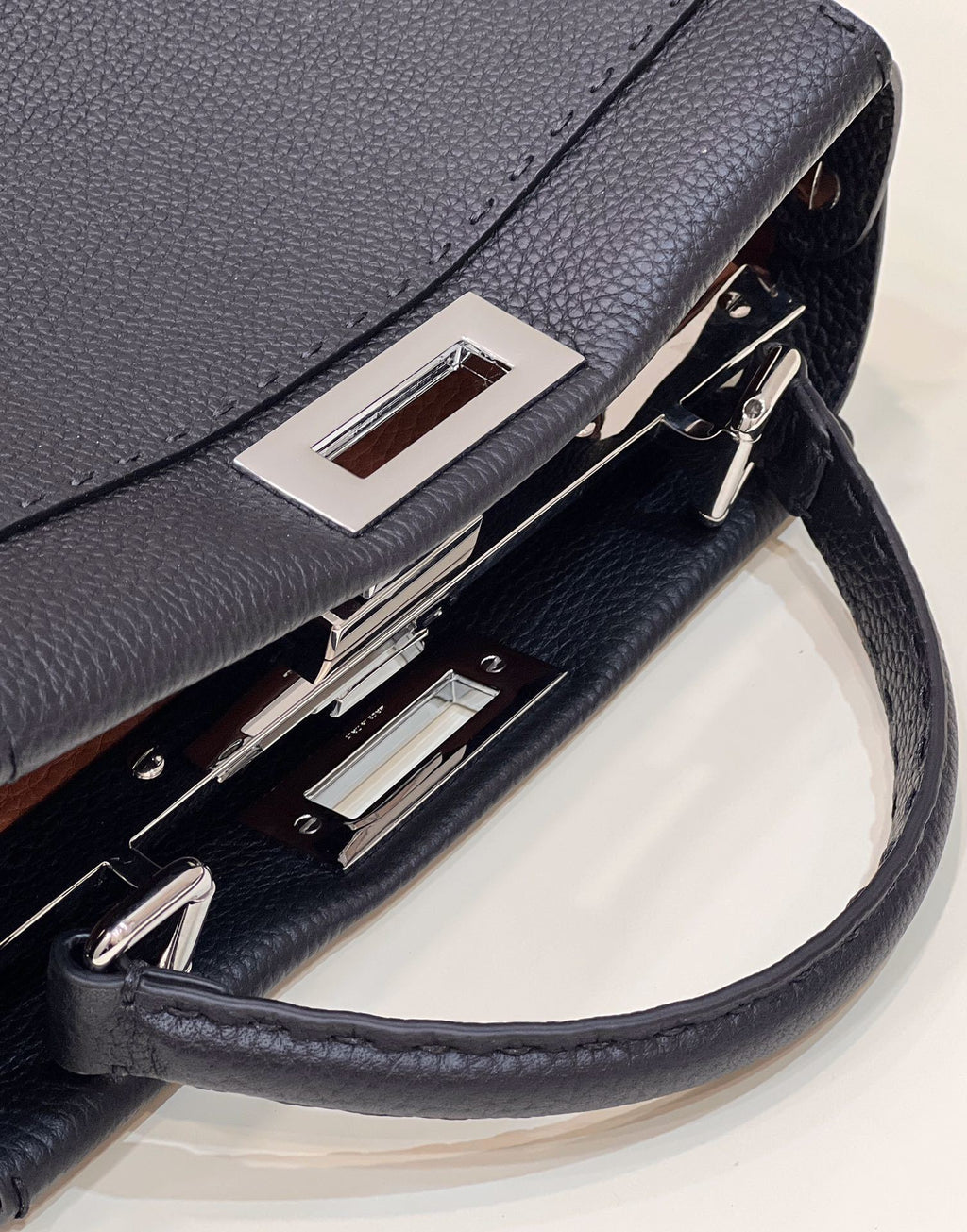 FENDI Classic Peekaboo Large Handbag