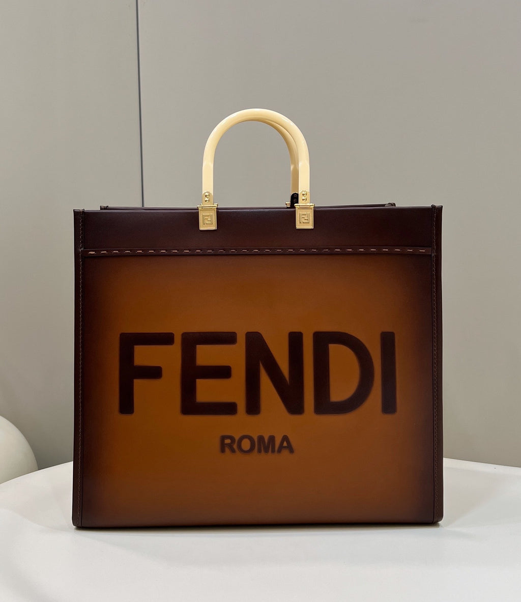 FENDI Sunshine Shopper Leather Tote