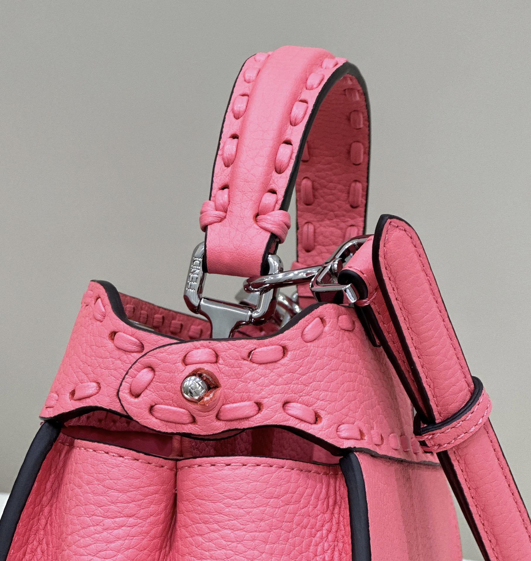 FENDI Peekaboo Leather Handbag