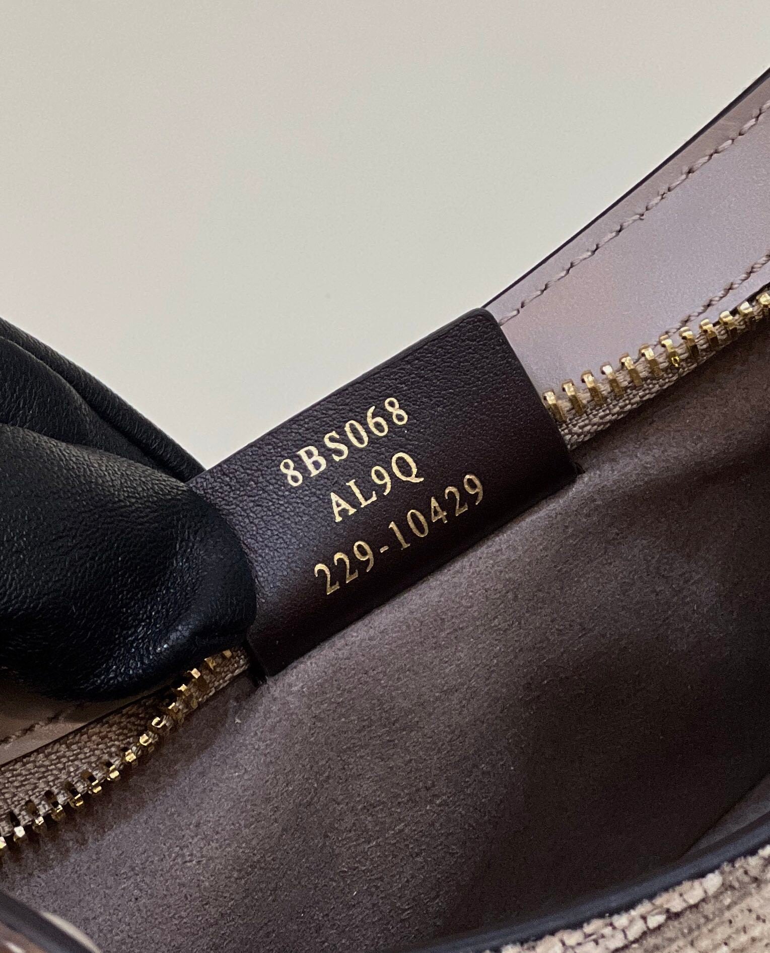 FENDI O’Lock Acrylic Handle Clutch