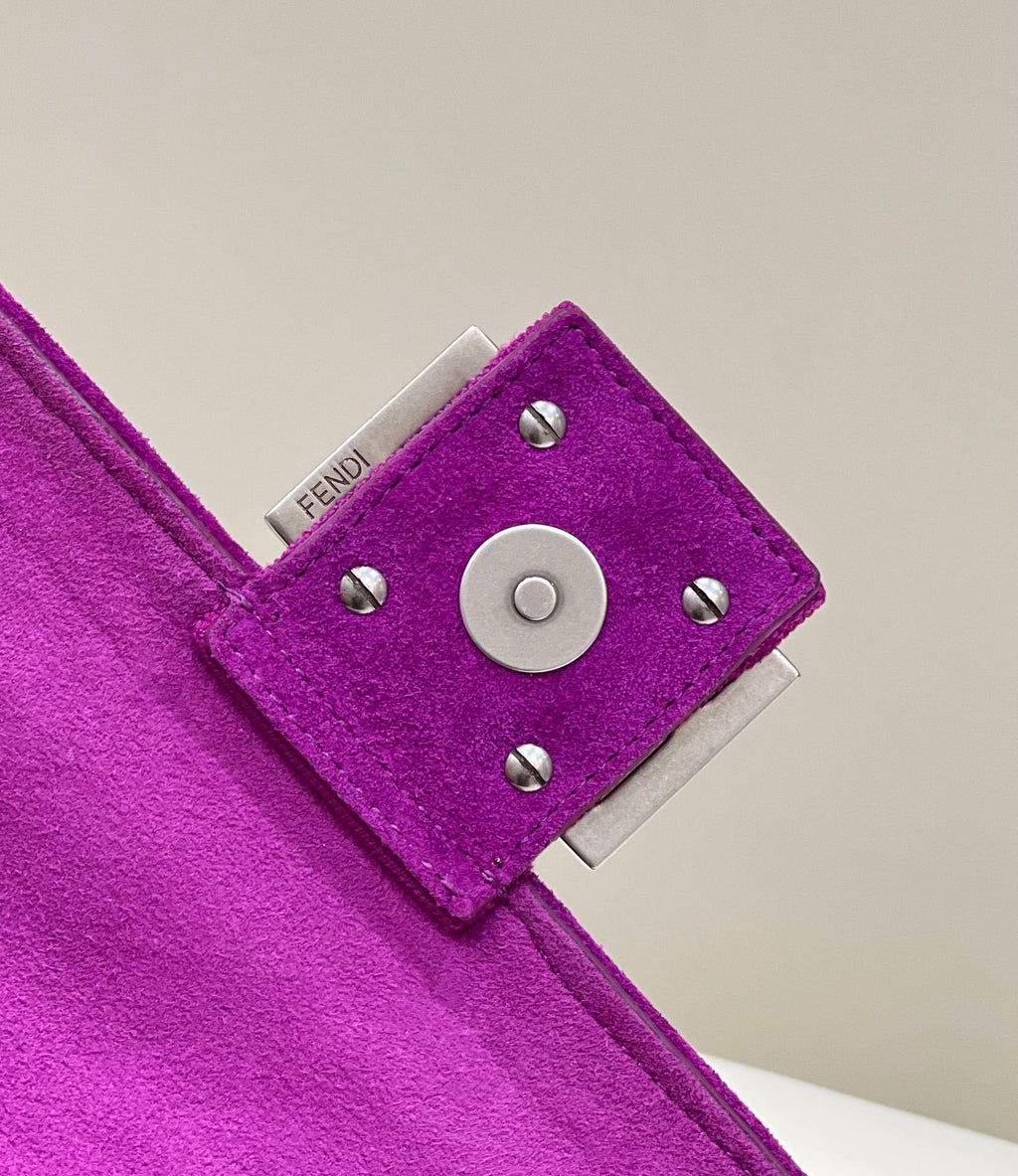 FENDI 3D FF Chain Baguette Handbag
