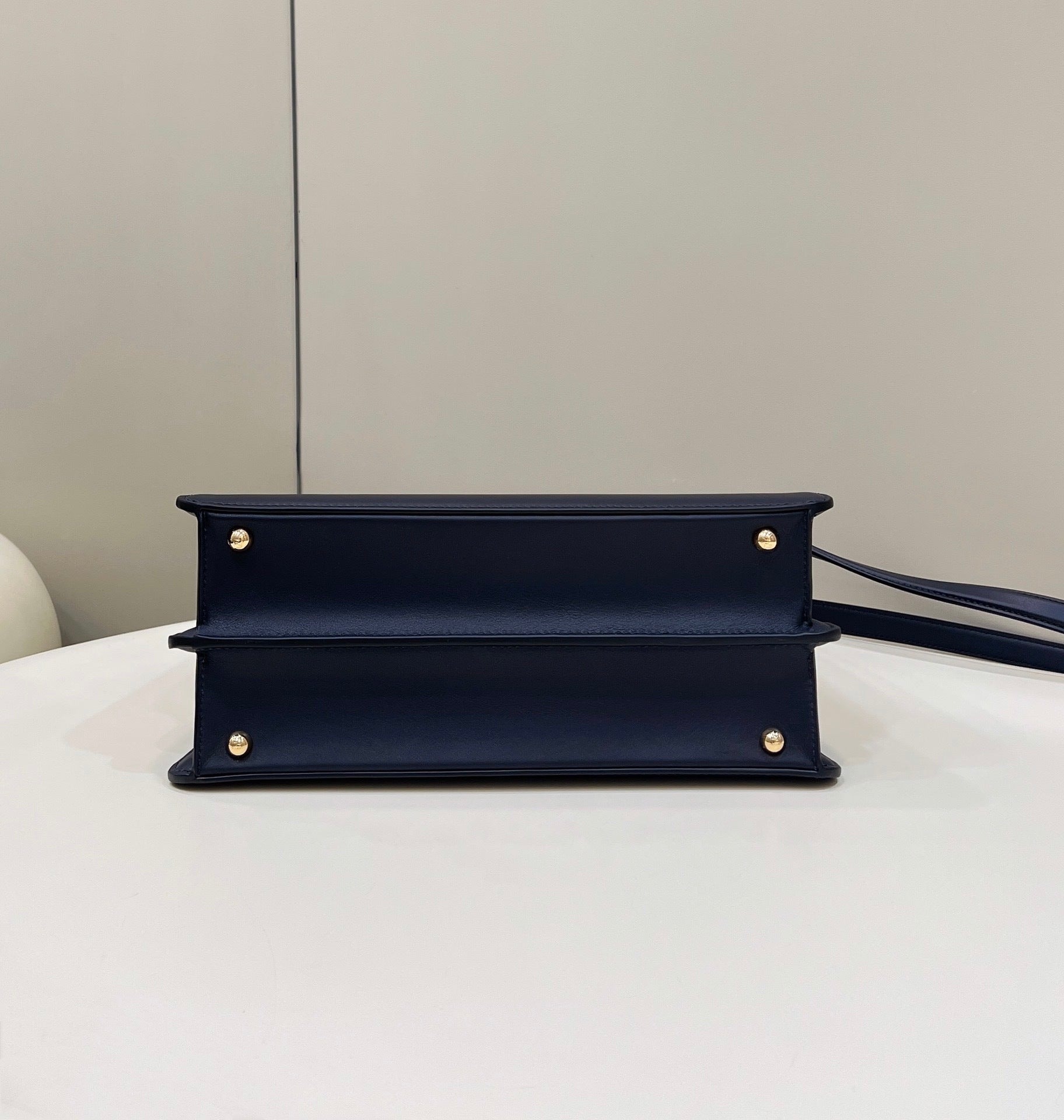 FENDI Peekaboo ISeeU Accordion Leather Handbag