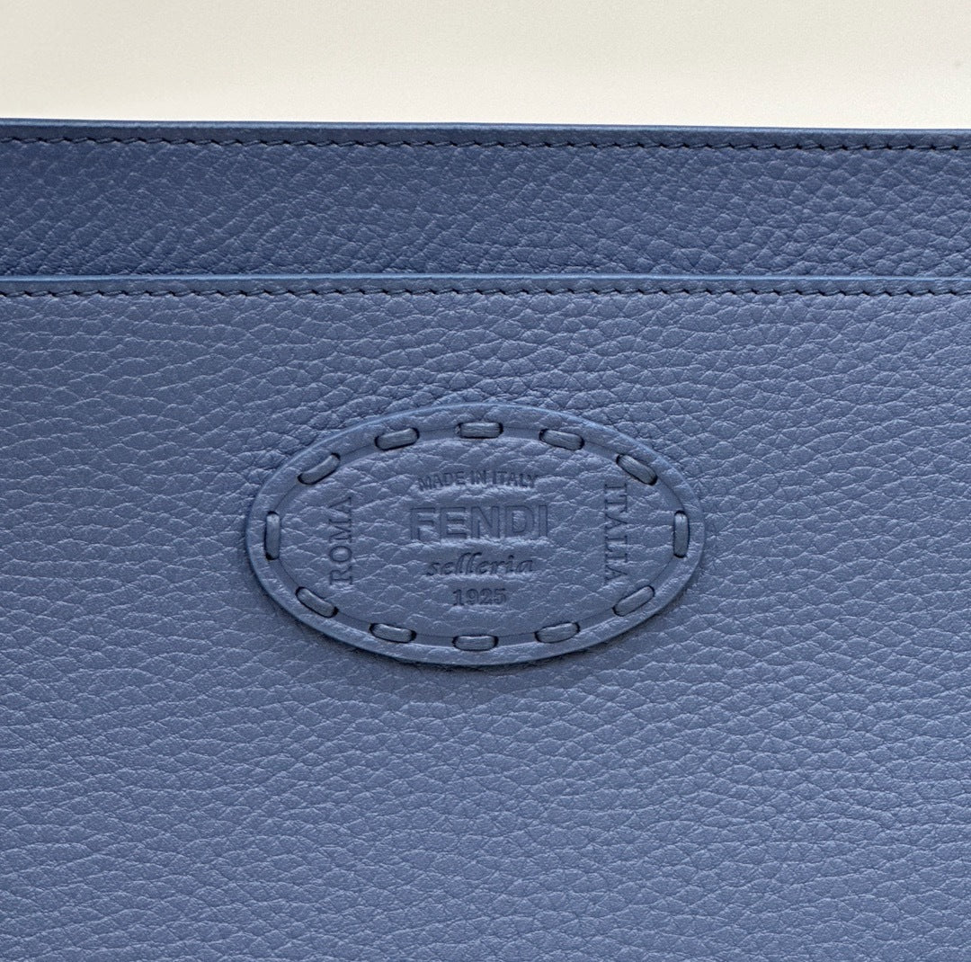 FENDI Peekaboo Medium Leather Handbag