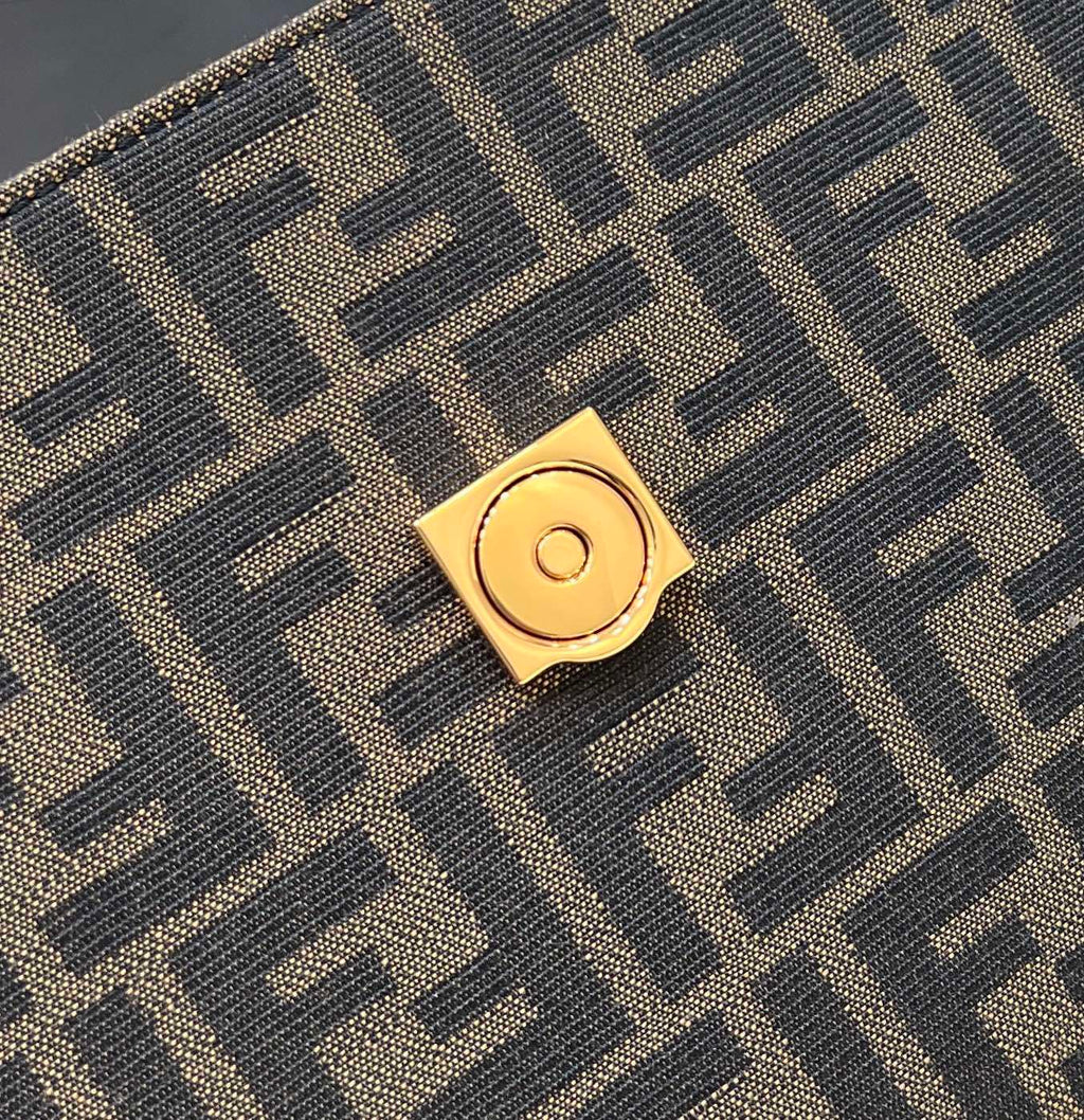 FENDI Baguette Crossbody Bag