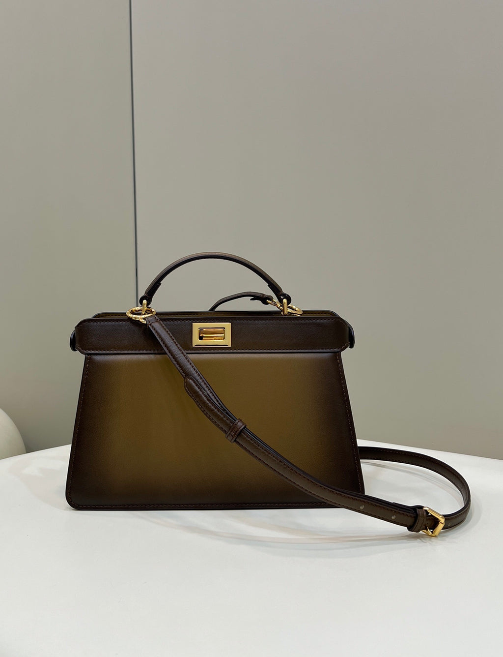 FENDI Peekaboo I See You Gradient Leather Bag