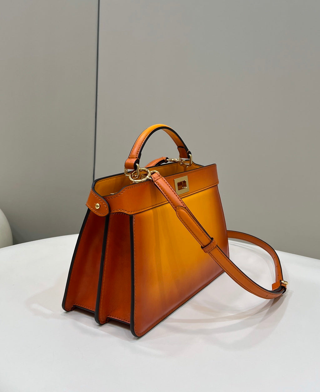 FENDI Peekaboo I See You Gradient Leather Bag