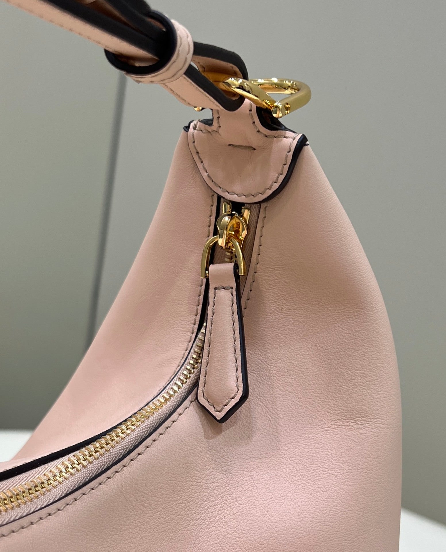FENDI Fendigraphy Icon Shoulder Bag Large
