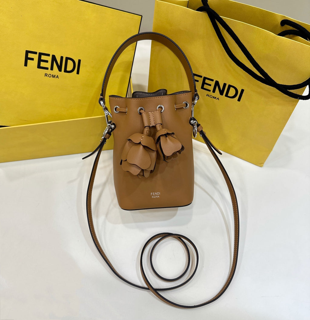 FENDI Mon Trésor 3D Bucket Bag