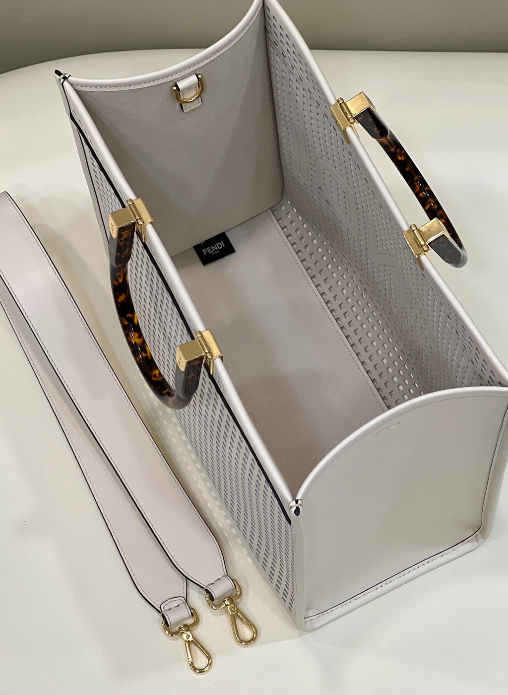 FENDI Sunshine Medium Tote Bag