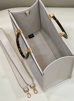 FENDI Sunshine Medium Tote Bag