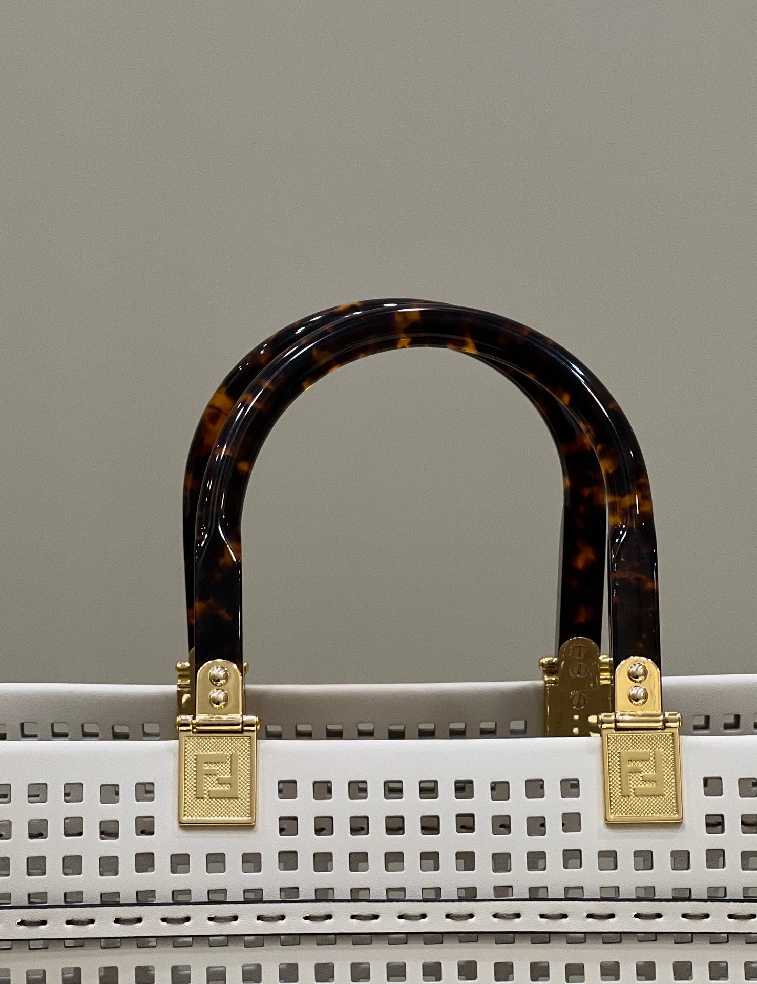 FENDI Sunshine Medium Tote Bag