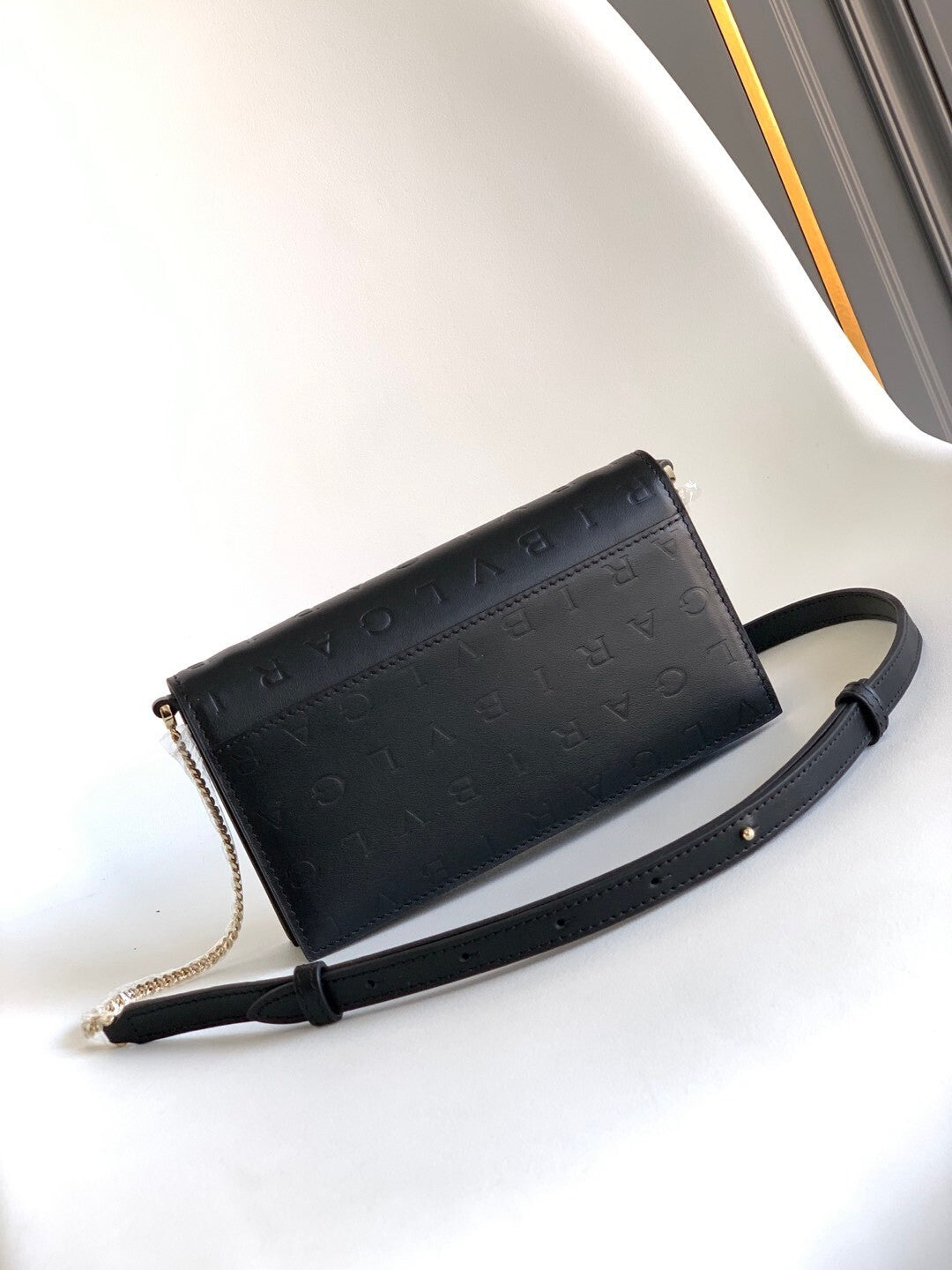 BVLGARI Logo Chain Wallet
