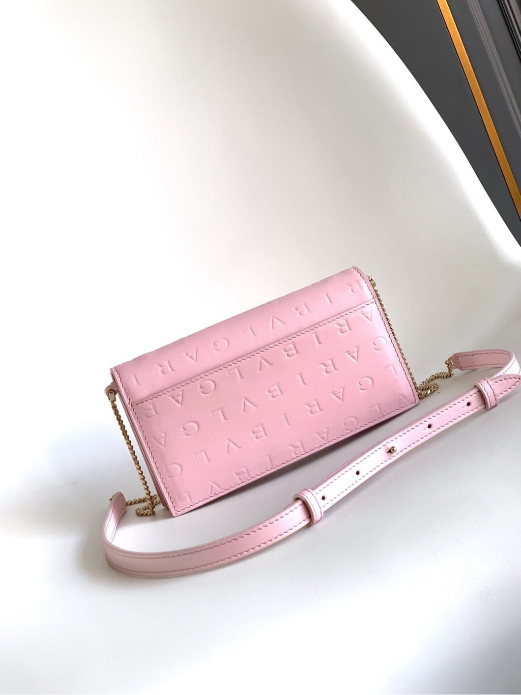 BVLGARI Logo Chain Wallet