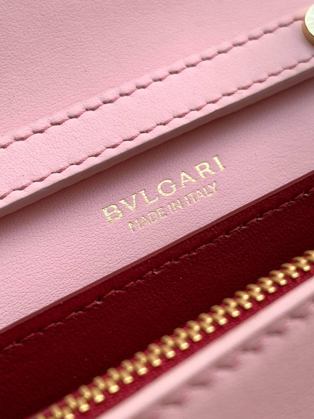 BVLGARI Logo Chain Wallet